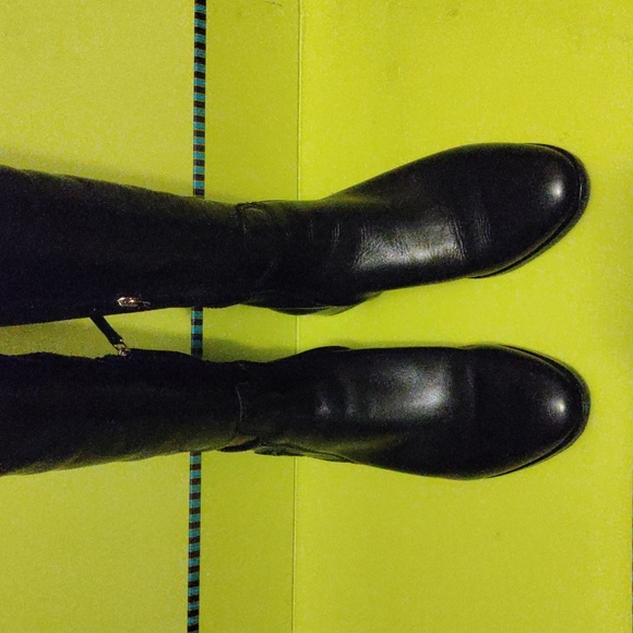 Prelove Tory Burch Wyatt over the Knee Boot in Black Size 9M - Picture 7 of 7